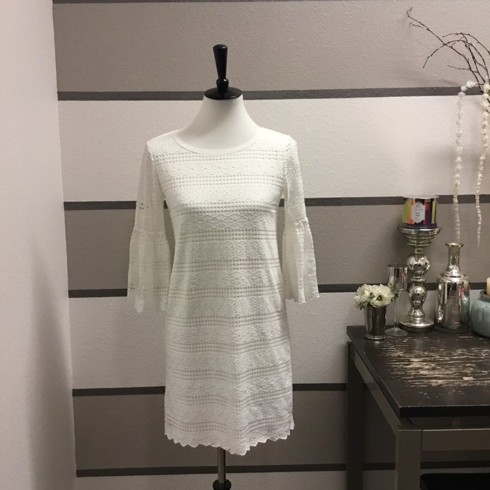 Ella Moon-White Lace Dress